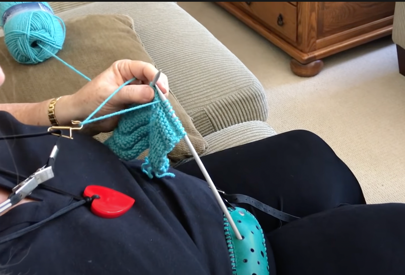 One Hand Knitting